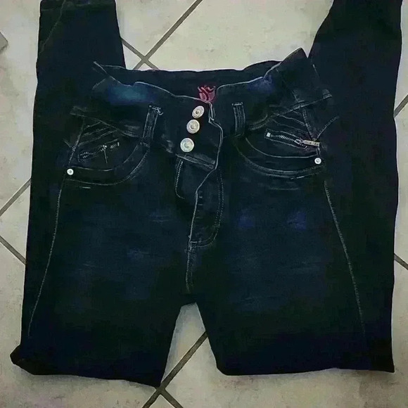 🌻LT ROSE JEANS​ - Picture 3 of 5